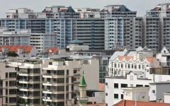 新加坡公寓租金连跌7个月后迎来小...